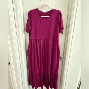 Women's Short Sleeve Tiered Maxi Dress - Magenta